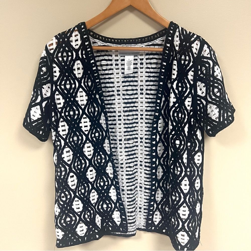 Alfred Dunner cute crochet jacket.   Size LP